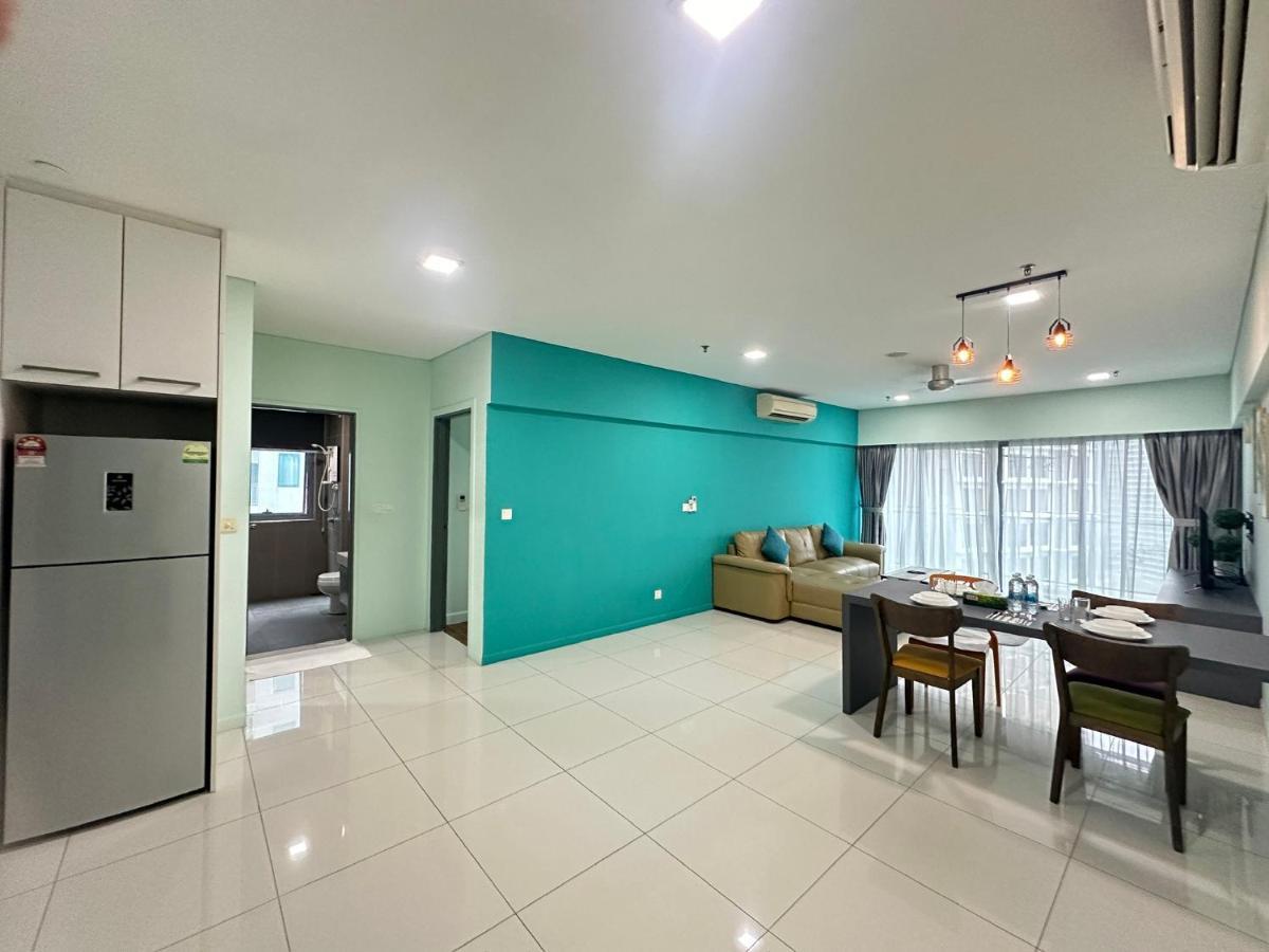 Summer Suites Klcc By Purple Orchid Kuala Lumpur Esterno foto