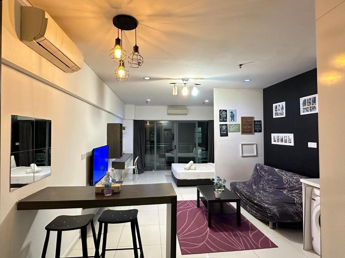 Summer Suites Klcc By Purple Orchid Kuala Lumpur Esterno foto