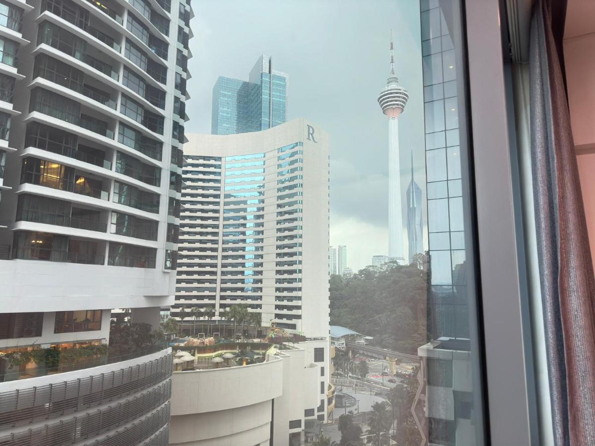 Summer Suites Klcc By Purple Orchid Kuala Lumpur Esterno foto