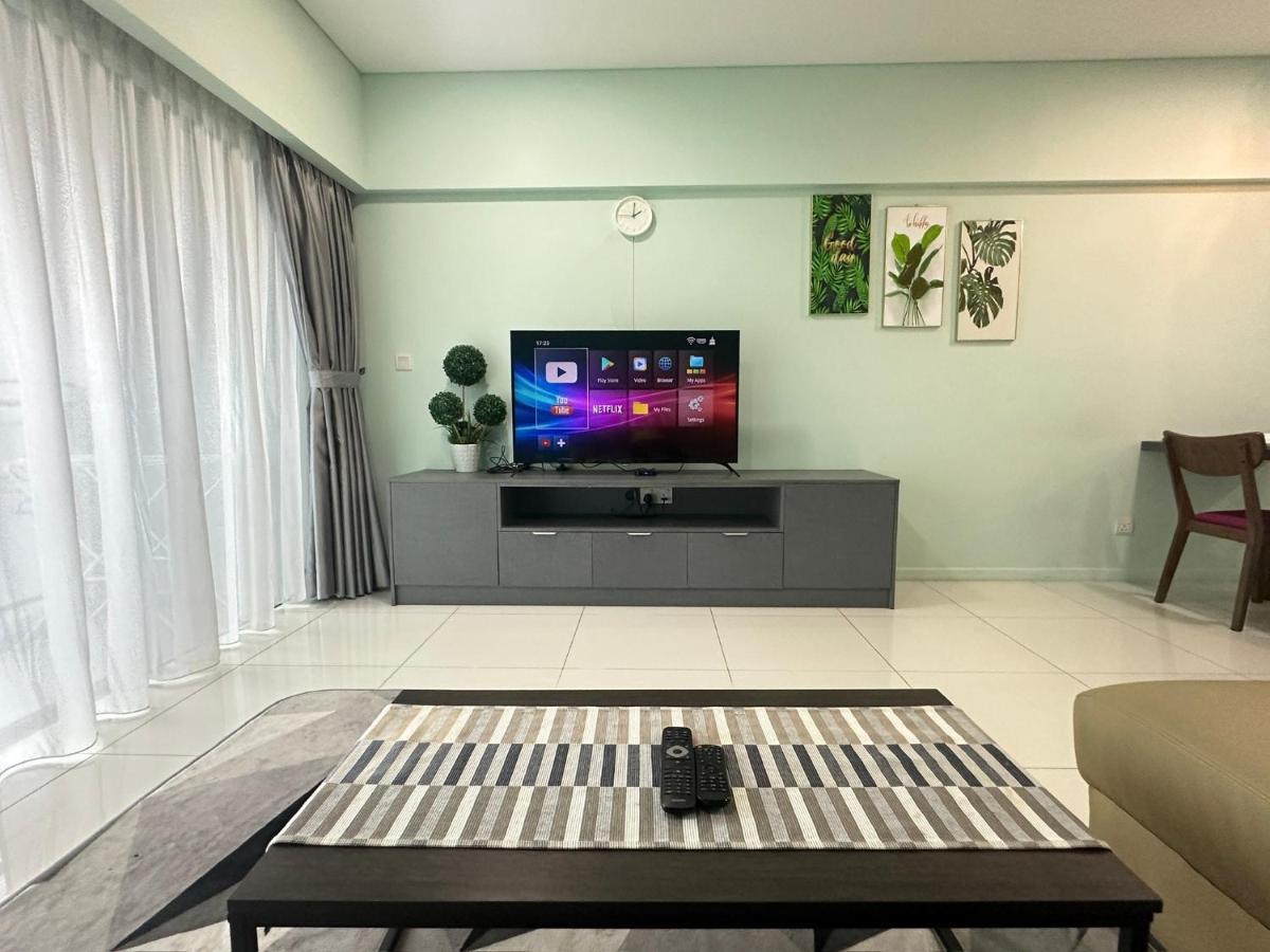 Summer Suites Klcc By Purple Orchid Kuala Lumpur Esterno foto