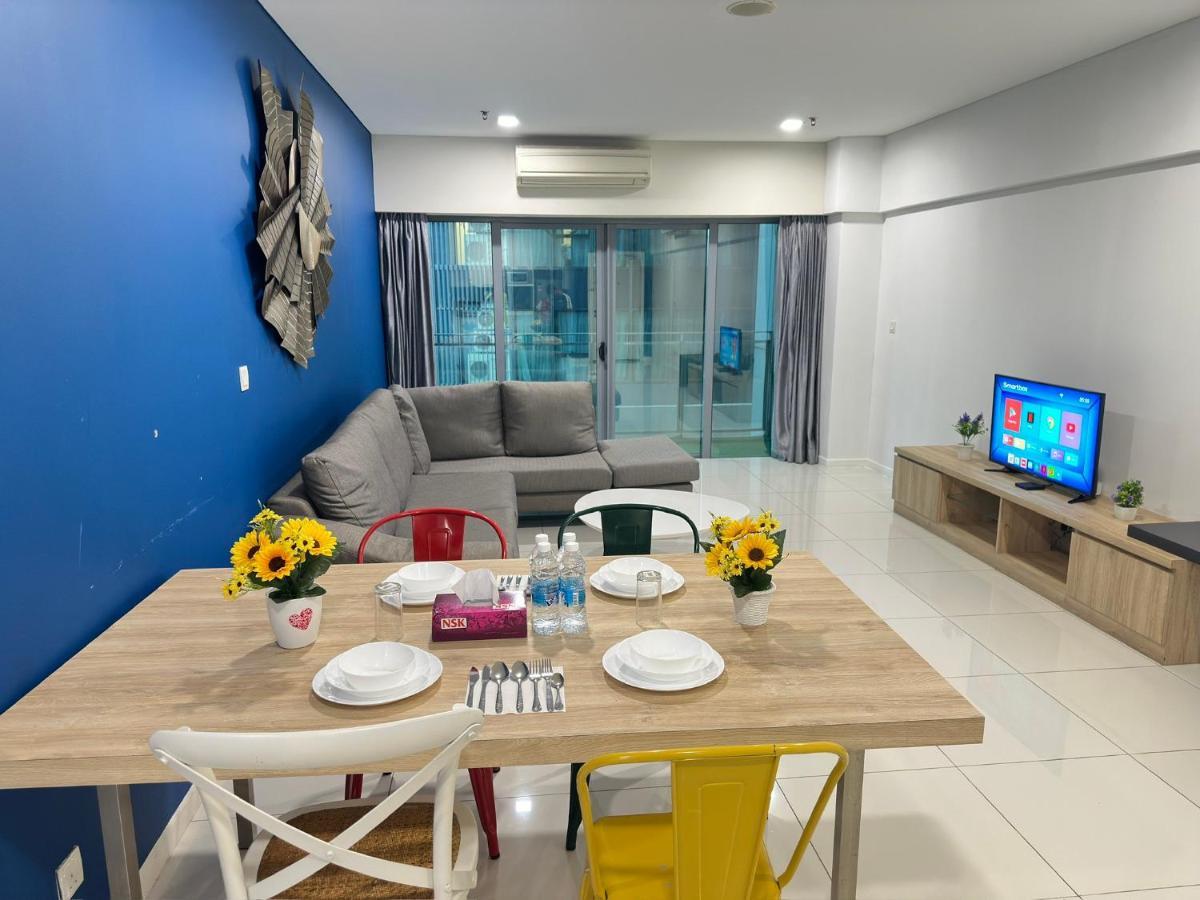 Summer Suites Klcc By Purple Orchid Kuala Lumpur Esterno foto