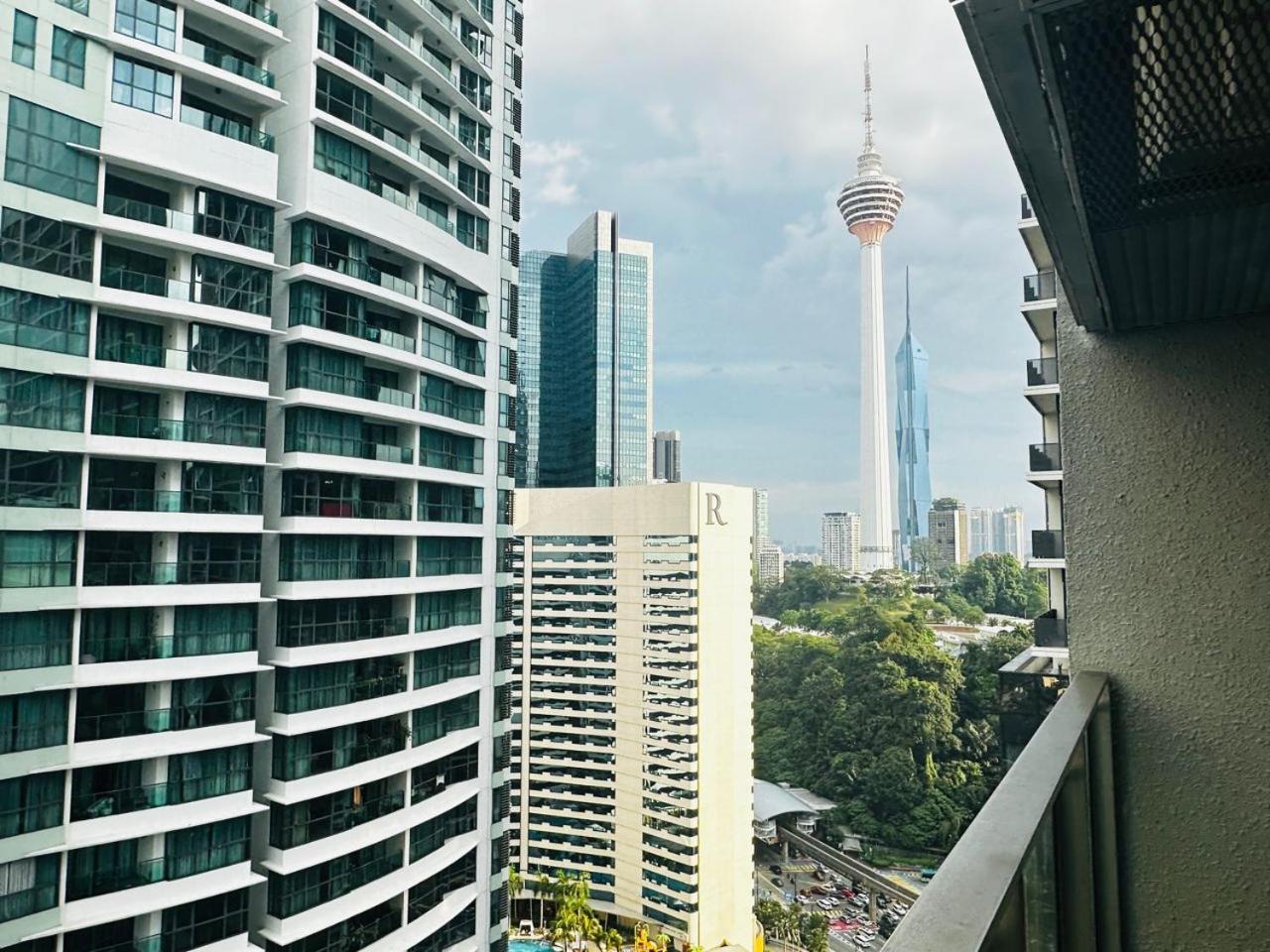 Summer Suites Klcc By Purple Orchid Kuala Lumpur Esterno foto